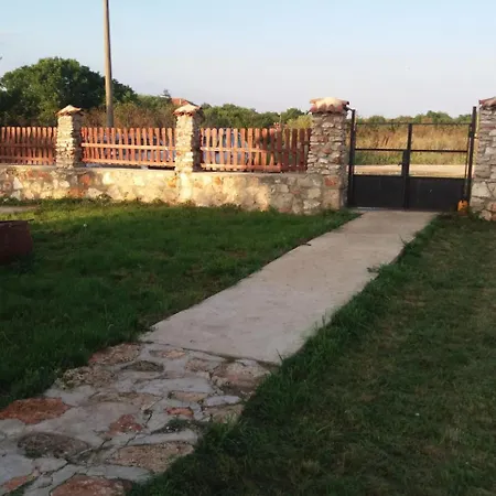 Viola 게스트하우스 Ezerets