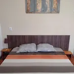 Viola 3*